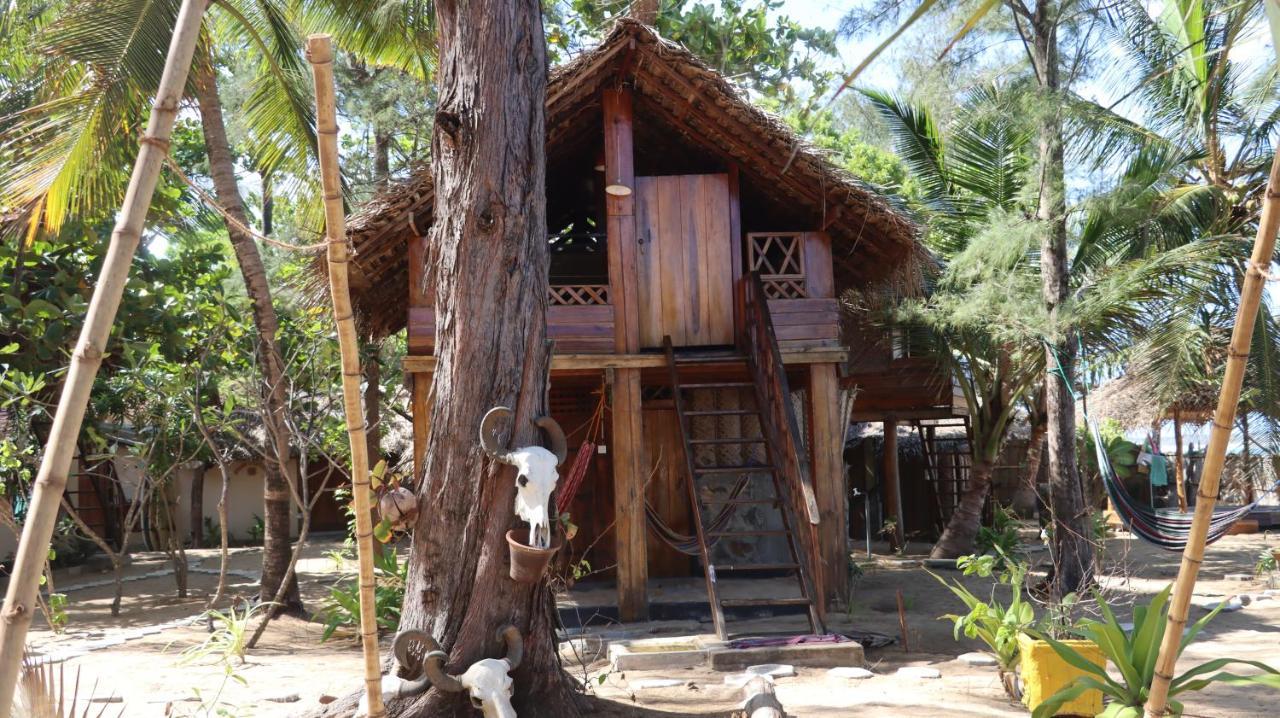 Watermusic Arugam Bay Hotel Exterior photo